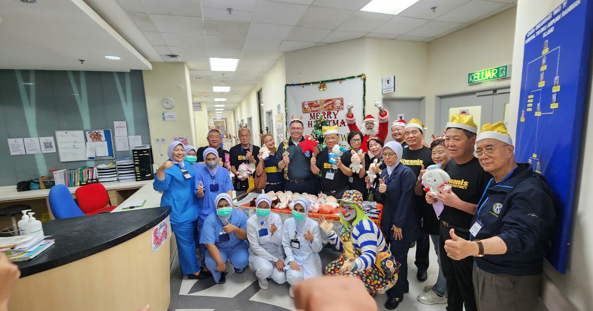 Kiwanis Club Of Klang&amp;#039;s Christmas Party At Hospital Tengku Ampuan Rahimah